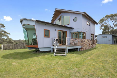 Wheelhouse Apartments - Queensland Tourism 4