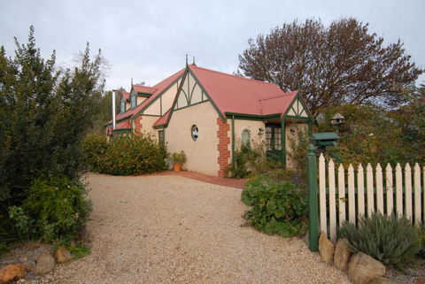 The Dove Cote - Queensland Tourism 6