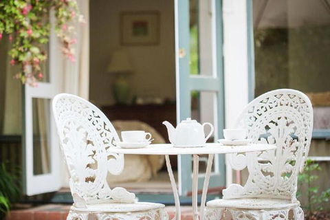 Valley Guest House - Queensland Tourism 5