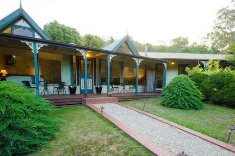 Valley Guest House - Queensland Tourism 7