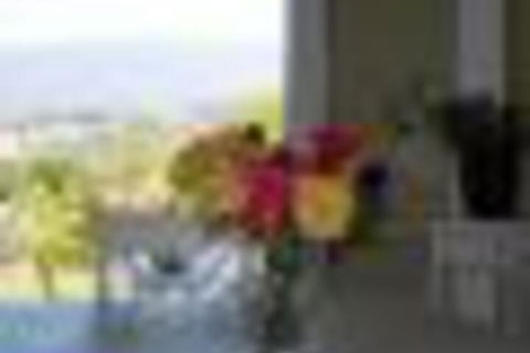 Eagles View Bed & Breakfast - Queensland Tourism 6
