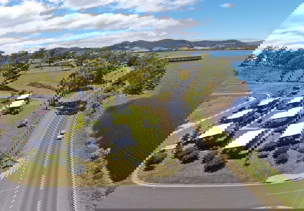 Port Huon TAS QLD Tourism