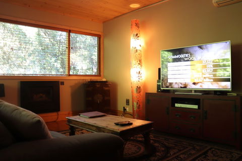 Linden Gardens Rainforest Retreat - Queensland Tourism 6