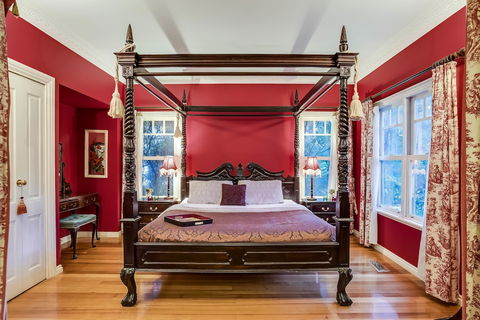 Gatehouse Cottage At Merrow Cottages - Mt Dandenong - QLD Tourism 6