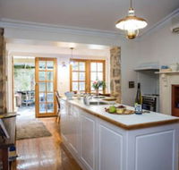 Wishing Well Cottage - Queensland Tourism