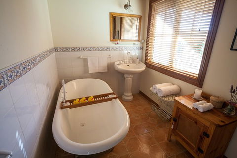Margate Cottage Boutique Bed & Breakfast - Queensland Tourism 3