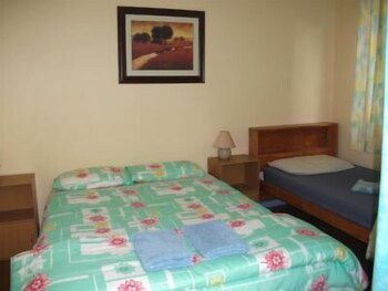 Apollo Bay Backpackers - QLD Tourism 4