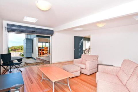Great Ocean Road Lodge - QLD Tourism 3