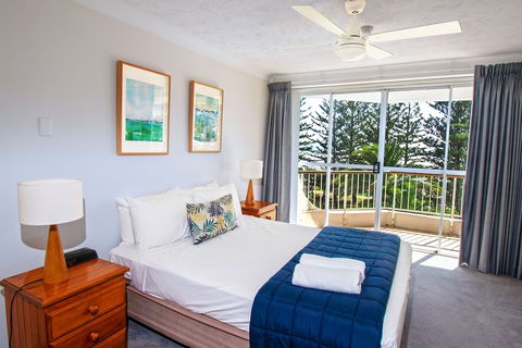 Cashelmara Beachfront Apartments - Queensland Tourism 6