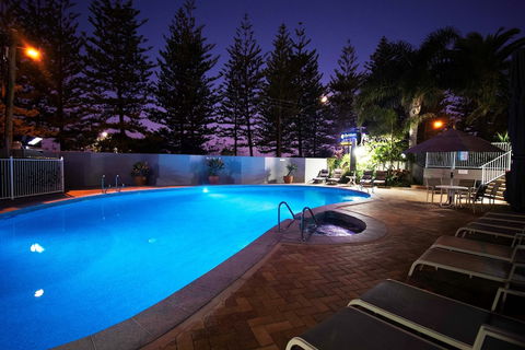 Cashelmara Beachfront Apartments - Queensland Tourism 2