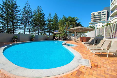 Cashelmara Beachfront Apartments - Queensland Tourism 3