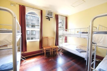 Sydney City Hostel - Queensland Tourism 3