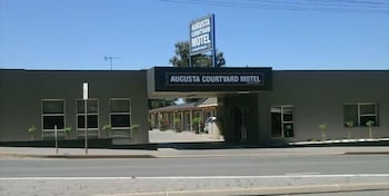 Queensland Tourism