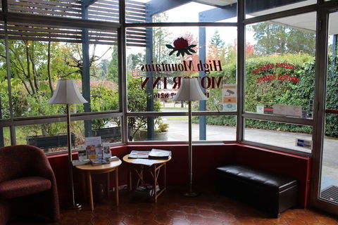 High Mountains Motor Inn - Queensland Tourism 3