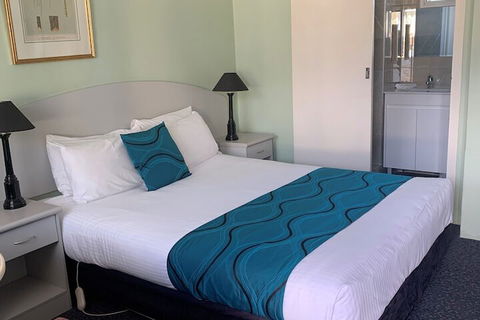 High Mountains Motor Inn - Queensland Tourism 7
