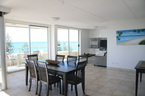 Wyuna Beachfront Holiday Apartments - Queensland Tourism 6