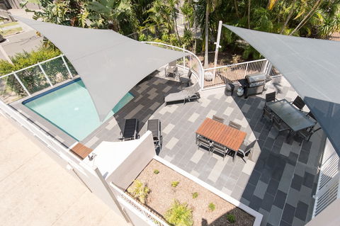 Costa D'ora Apartments - QLD Tourism 4