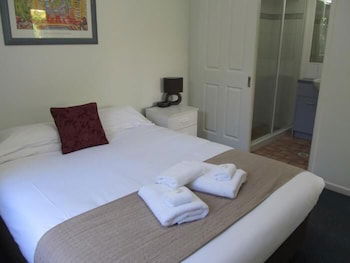 Costa D'ora Apartments - QLD Tourism 5