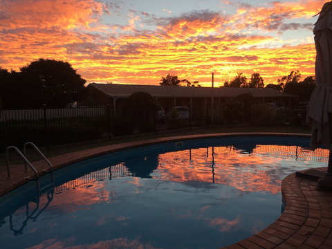 Begonia City Motor Inn - QLD Tourism 2