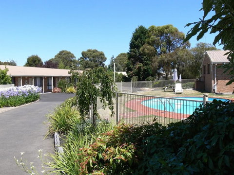 Begonia City Motor Inn - QLD Tourism 5