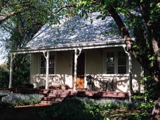 Elm Wood Cottages - QLD Tourism 0