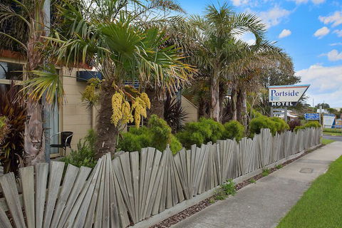 Portside Motel - QLD Tourism 5