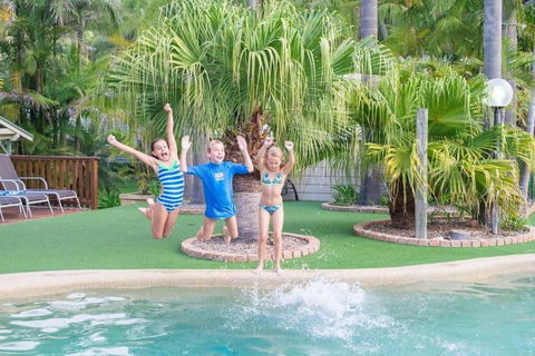 The Palms At Avoca - QLD Tourism 3