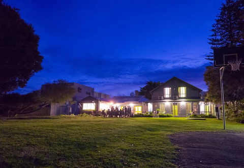 Dunsborough Beachouse YHA Hostel - Queensland Tourism 5