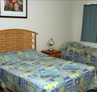 Lake Bennett Resort - Queensland Tourism