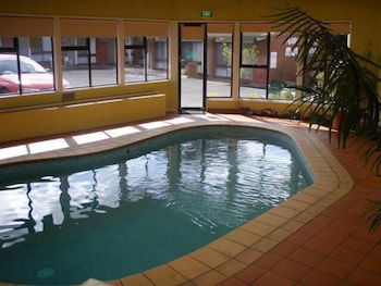 Abbotswood Motor Inn - QLD Tourism 3
