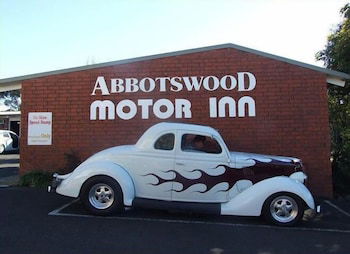 Abbotswood Motor Inn - QLD Tourism 1
