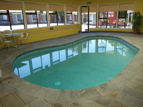 Abbotswood Motor Inn - QLD Tourism 4