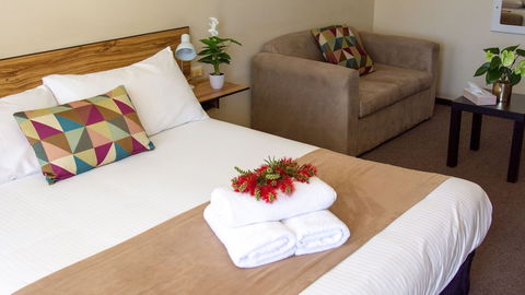 Aalbany Motel - Queensland Tourism 6