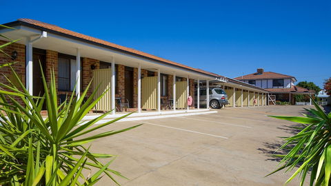 Aalbany Motel - Queensland Tourism 0
