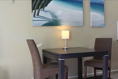 Whale Motor Inn And Restaurant - QLD Tourism 2