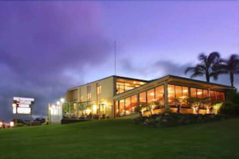 Whale Motor Inn And Restaurant - QLD Tourism 0