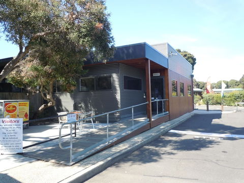 Anglesea Family Caravan Park - QLD Tourism 5