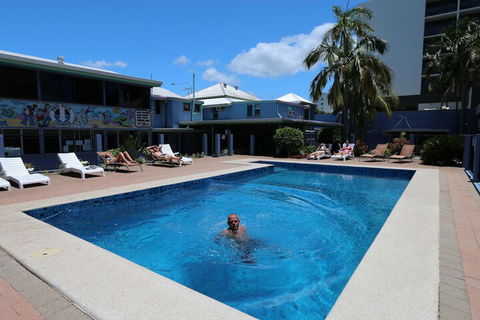 Caravella Backpackers - QLD Tourism 2