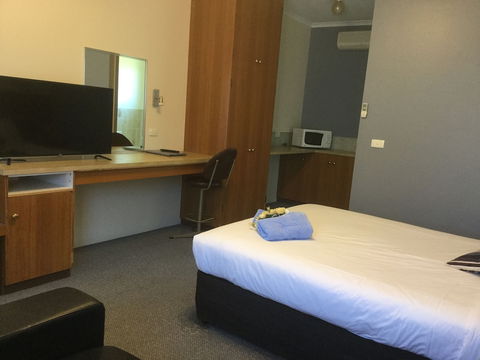Anchor Belle Motel - QLD Tourism 2