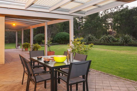 Acacia Chalets - Queensland Tourism 4