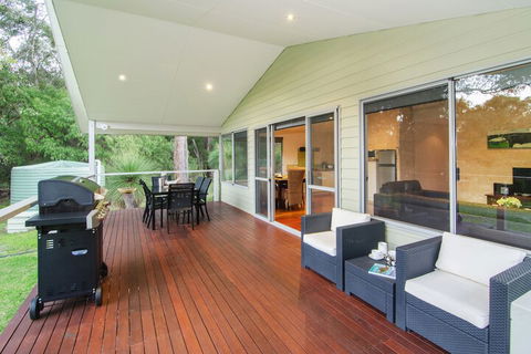 Acacia Chalets - Queensland Tourism 6