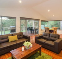 Acacia Chalets - QLD Tourism