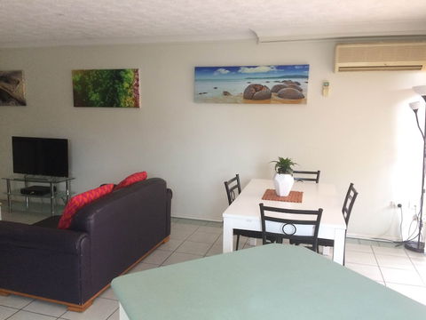 Santa Fe Apartments - QLD Tourism 2