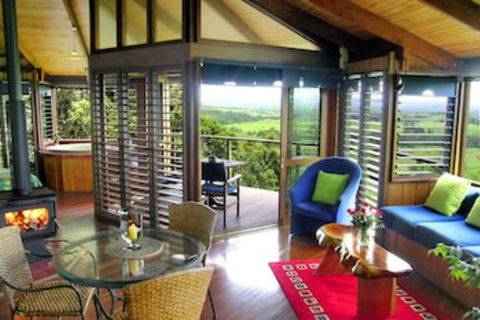Mt Quincan Crater Retreat - Queensland Tourism 0