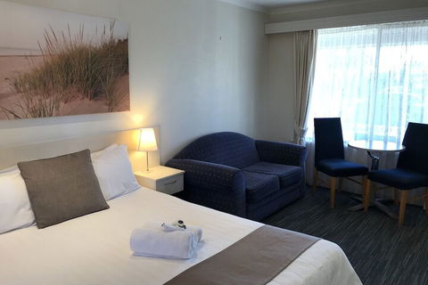 Robetown Motor Inn & Apartments - Queensland Tourism 6