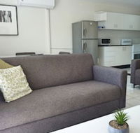 Jadran Motel  El Jays Holiday Lodge - Queensland Tourism