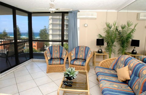 Burleigh Gardens North Hi-Rise - Queensland Tourism 5