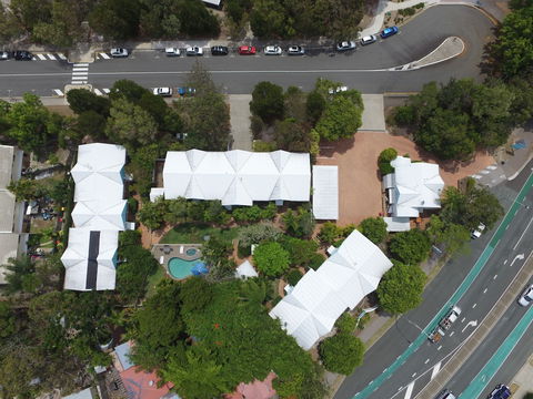 Chez Noosa Resort Motel - Queensland Tourism 0