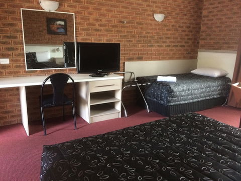 Glider City Motel Benalla - QLD Tourism 3