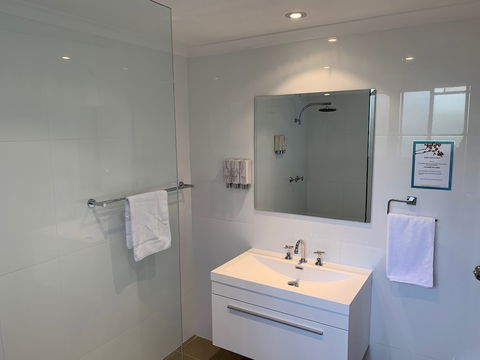 Heritage Motor Inn Goulburn - QLD Tourism 6